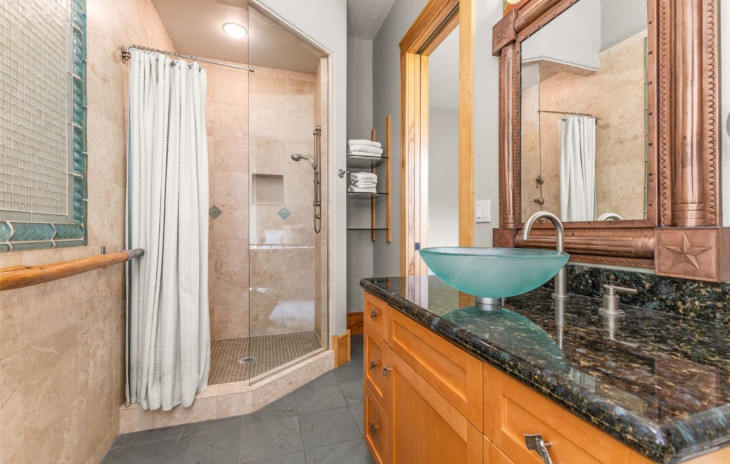 1144 Redwoods Drive Photo