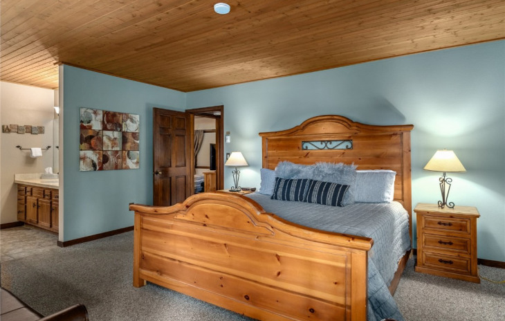 2286 Apres Ski Way Photo