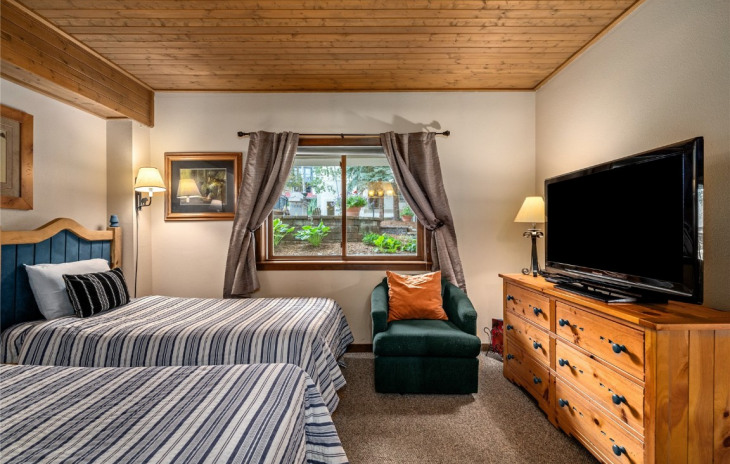 2286 Apres Ski Way Photo