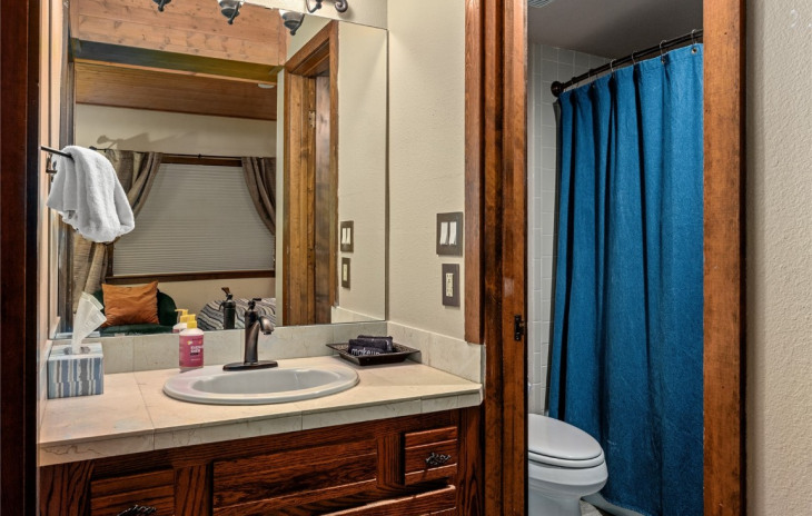2286 Apres Ski Way Photo