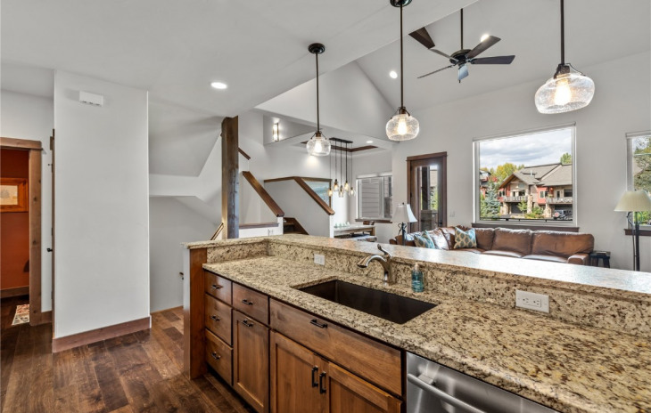 651 Clermont Circle Photo
