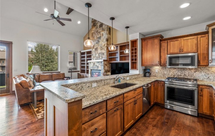 651 Clermont Circle Photo