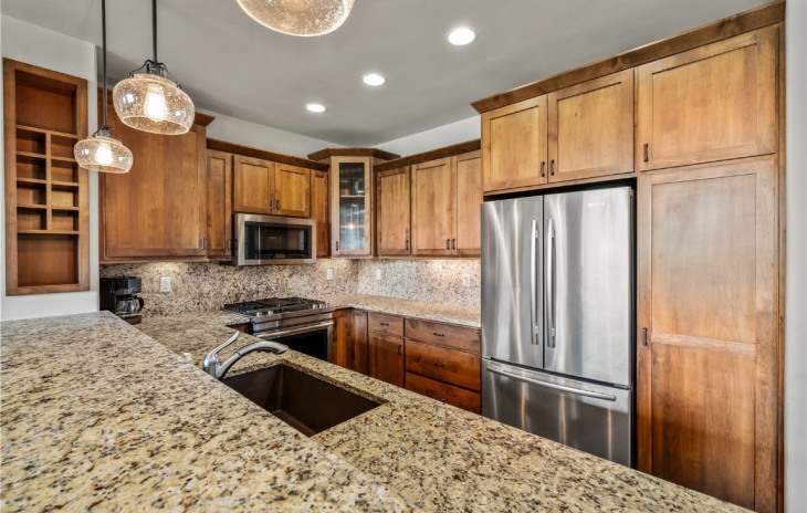 651 Clermont Circle Photo