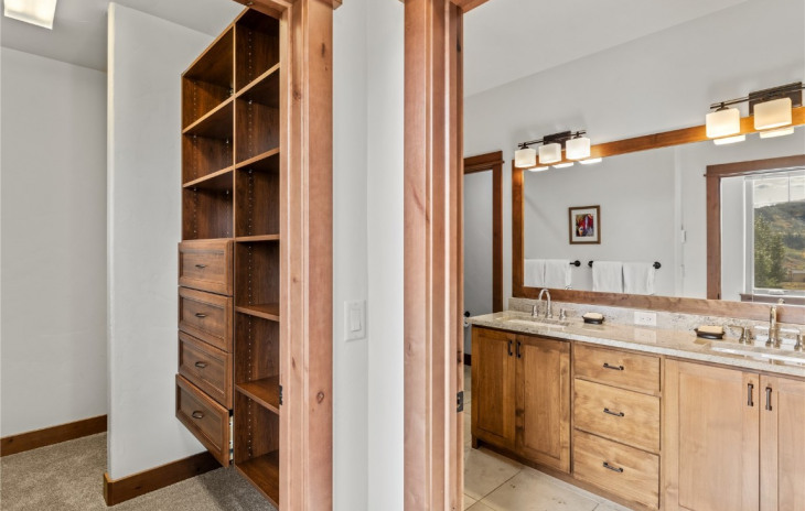 651 Clermont Circle Photo
