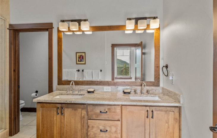 651 Clermont Circle Photo
