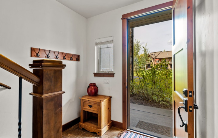 651 Clermont Circle Photo