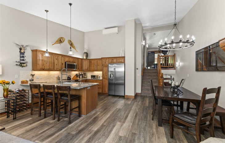1378 Moraine Circle Photo