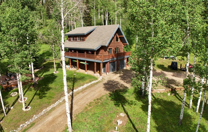 59335 Cripple Creek Court Photo
