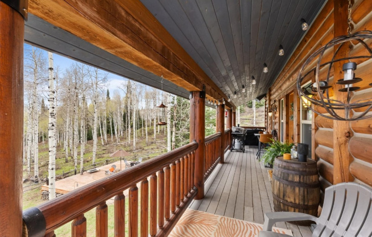 59335 Cripple Creek Court Photo