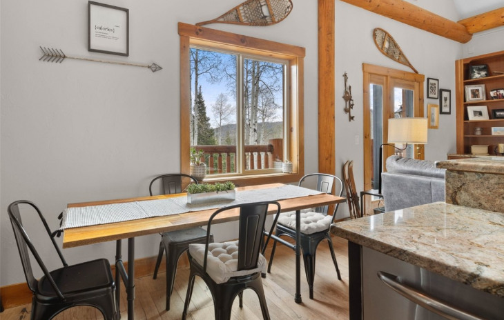 59335 Cripple Creek Court Photo