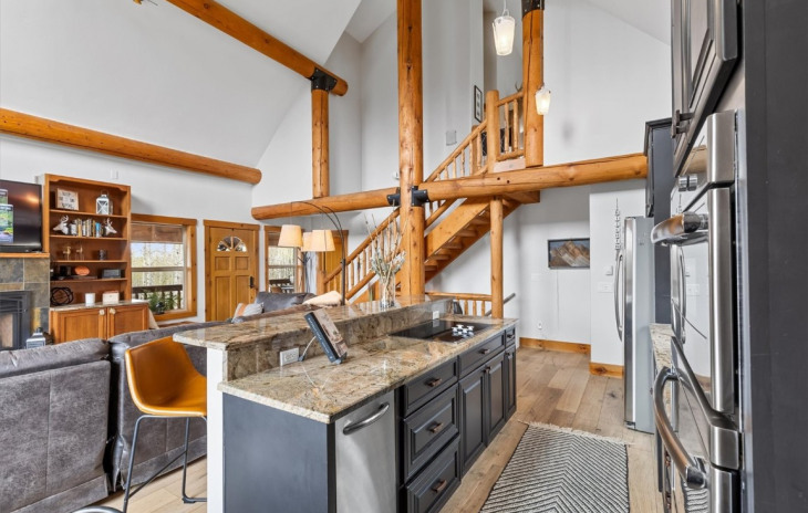 59335 Cripple Creek Court Photo