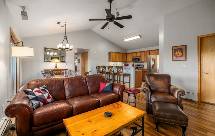 3370 Columbine Drive Photo