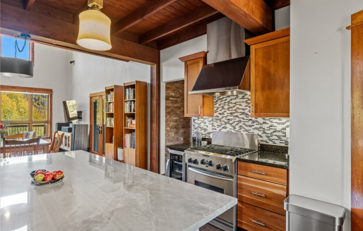 26935 Beaver Canyon Drive Photo