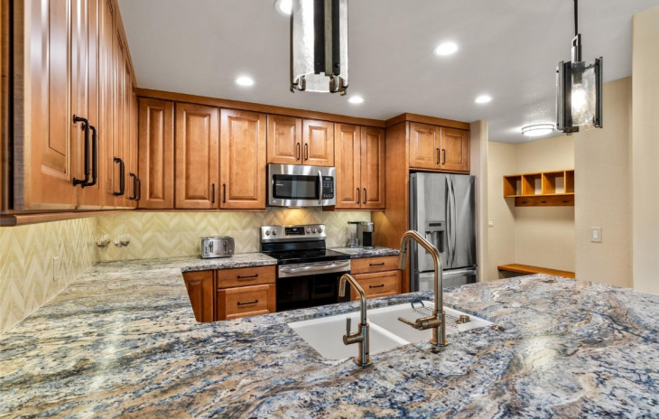 1504 Cascades Drive Photo