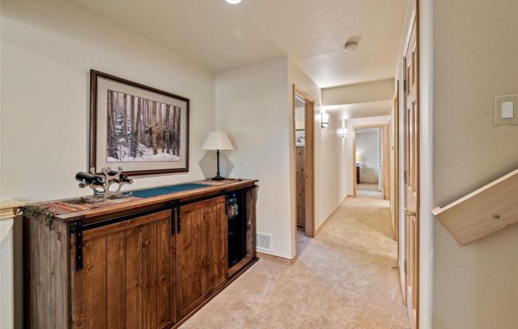 1504 Cascades Drive Photo
