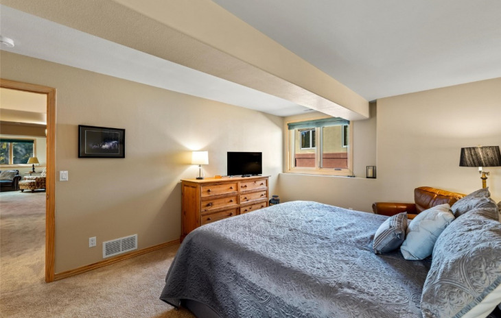 1504 Cascades Drive Photo