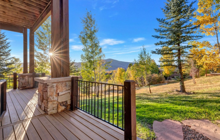 3015 Apres Ski Way Photo