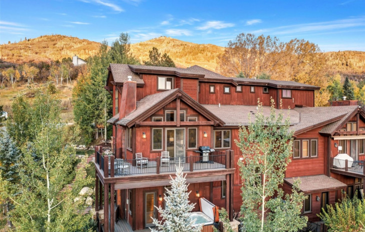 3015 Apres Ski Way Photo