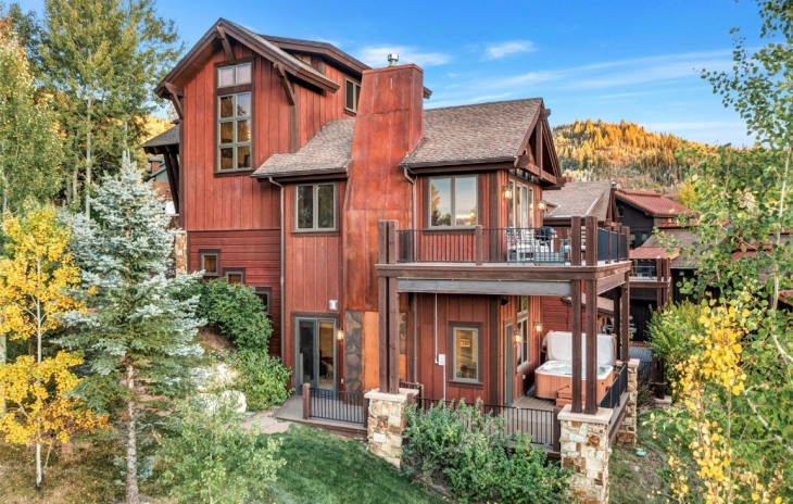 3015 Apres Ski Way Photo