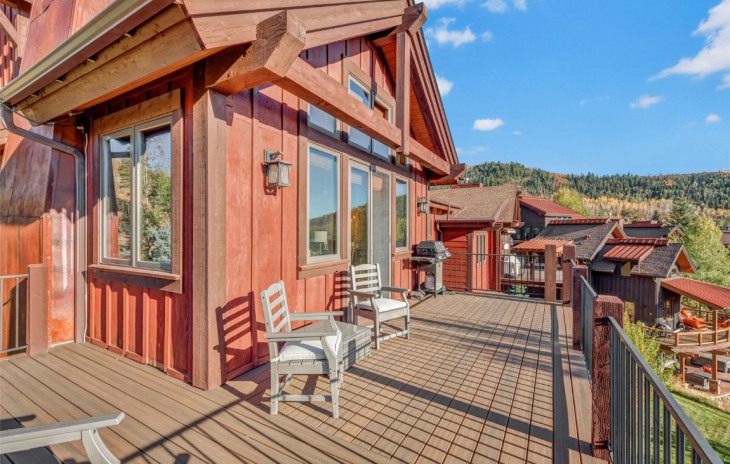 3015 Apres Ski Way Photo