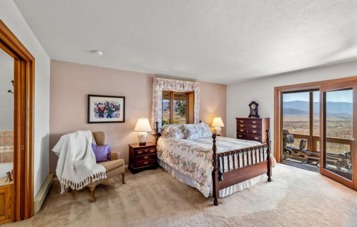 34995 Country Green Road Photo