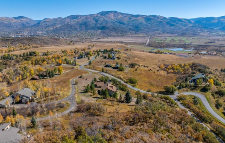34995 Country Green Road Photo