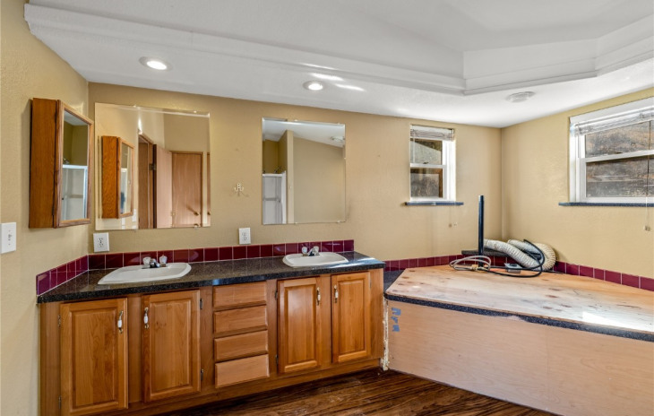 1360 Indian Trail Photo