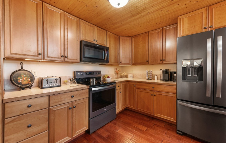 26635 Neptune Place Photo