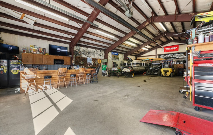 26635 Neptune Place Photo