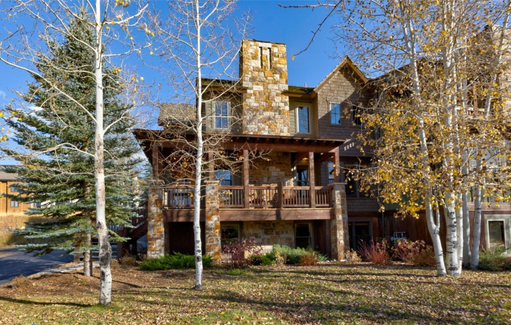 1331 Turning Leaf Court Photo