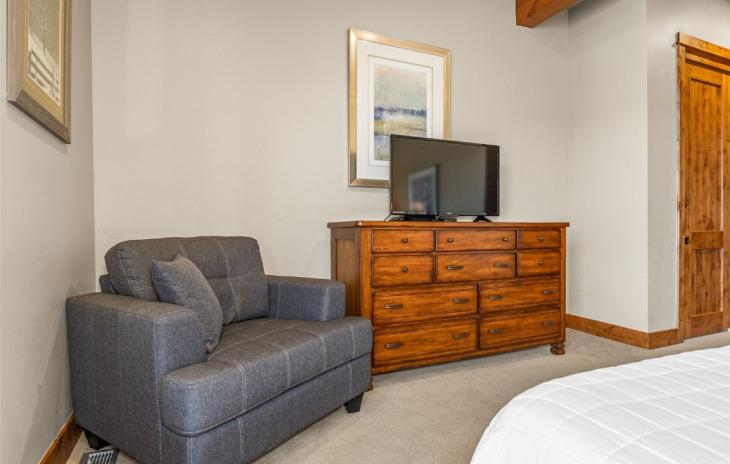 1331 Turning Leaf Court Photo