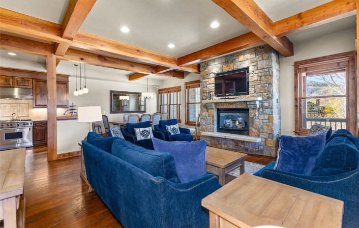 1331 Turning Leaf Court Photo