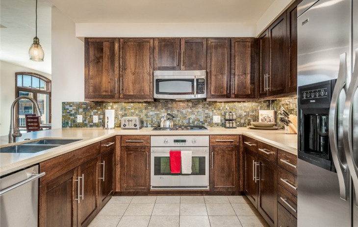 700 Yampa Street Photo