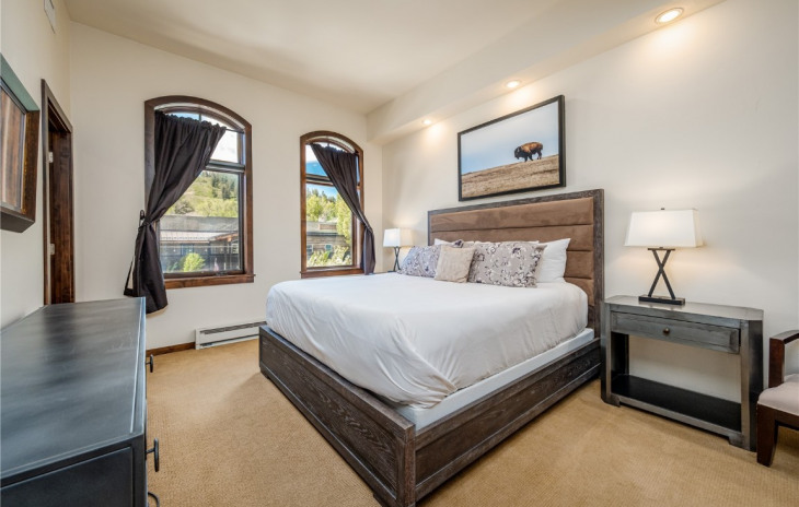 700 Yampa Street Photo