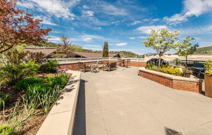700 Yampa Street Photo