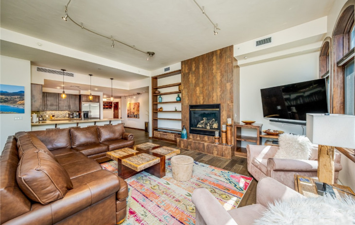 700 Yampa Street Photo