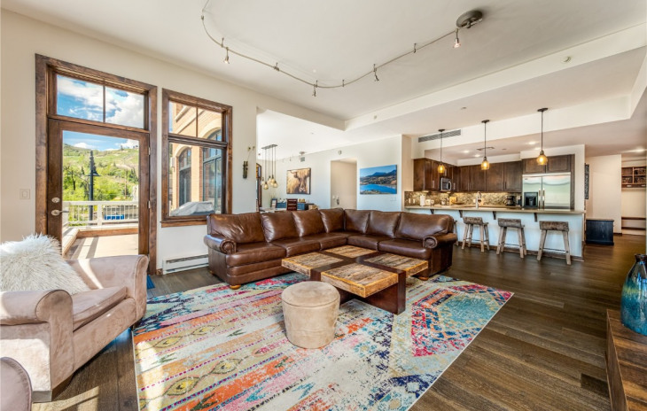 700 Yampa Street Photo