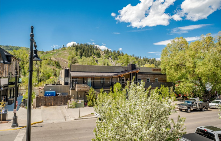 700 Yampa Street Photo