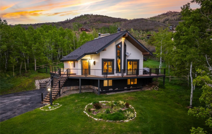 2800 Alpenglow Way Photo