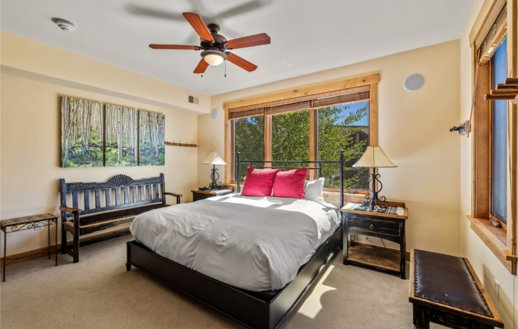 1875 Medicine Springs Drive Photo