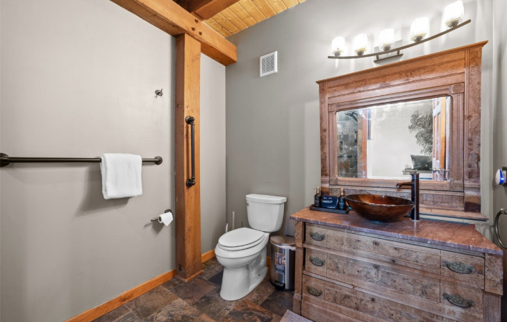 27925 Echo Valley Lane Photo