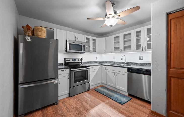 27925 Echo Valley Lane Photo
