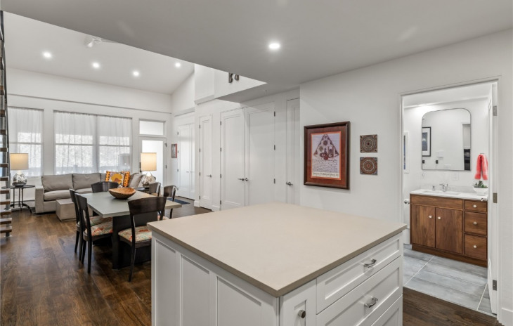 1169 Hilltop Parkway Photo