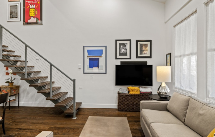 1169 Hilltop Parkway Photo