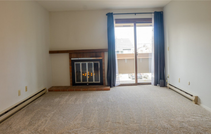 1380 Athens Plaza Photo