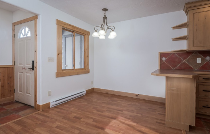 2 Cedar Court Photo