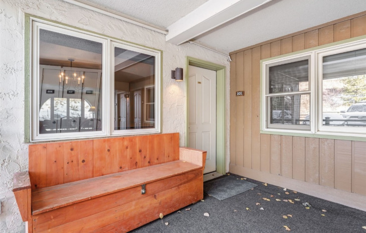 2320 Ski Trail Lane Photo