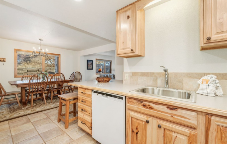 2320 Ski Trail Lane Photo