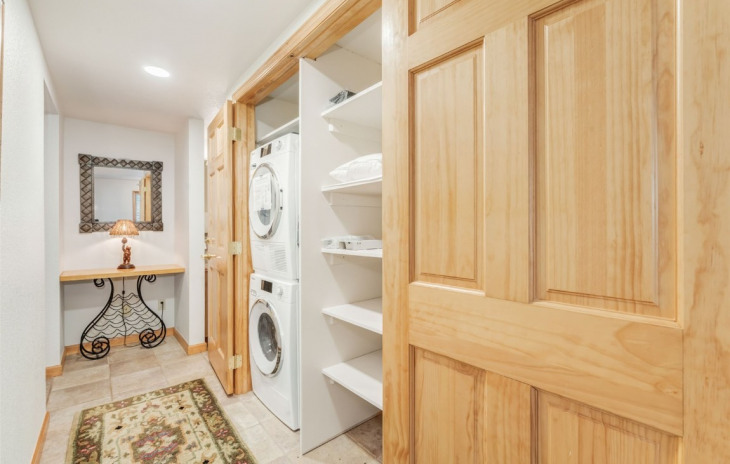 2320 Ski Trail Lane Photo