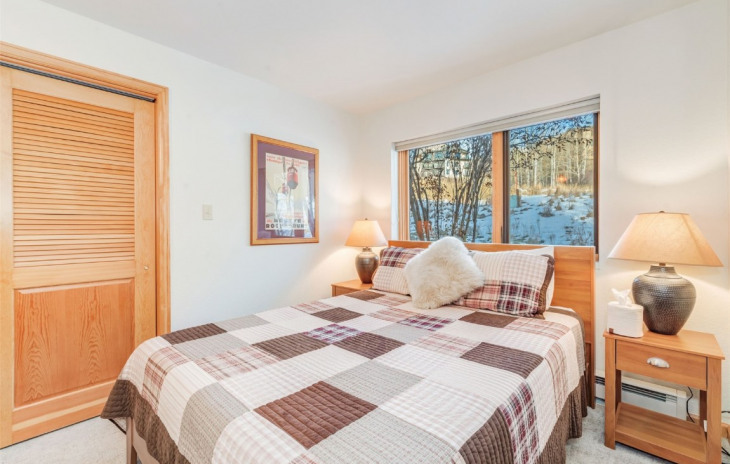 2320 Ski Trail Lane Photo